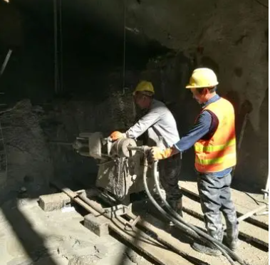 南吕镇水下抗分散灌浆料特点 水下不分散注浆料介绍